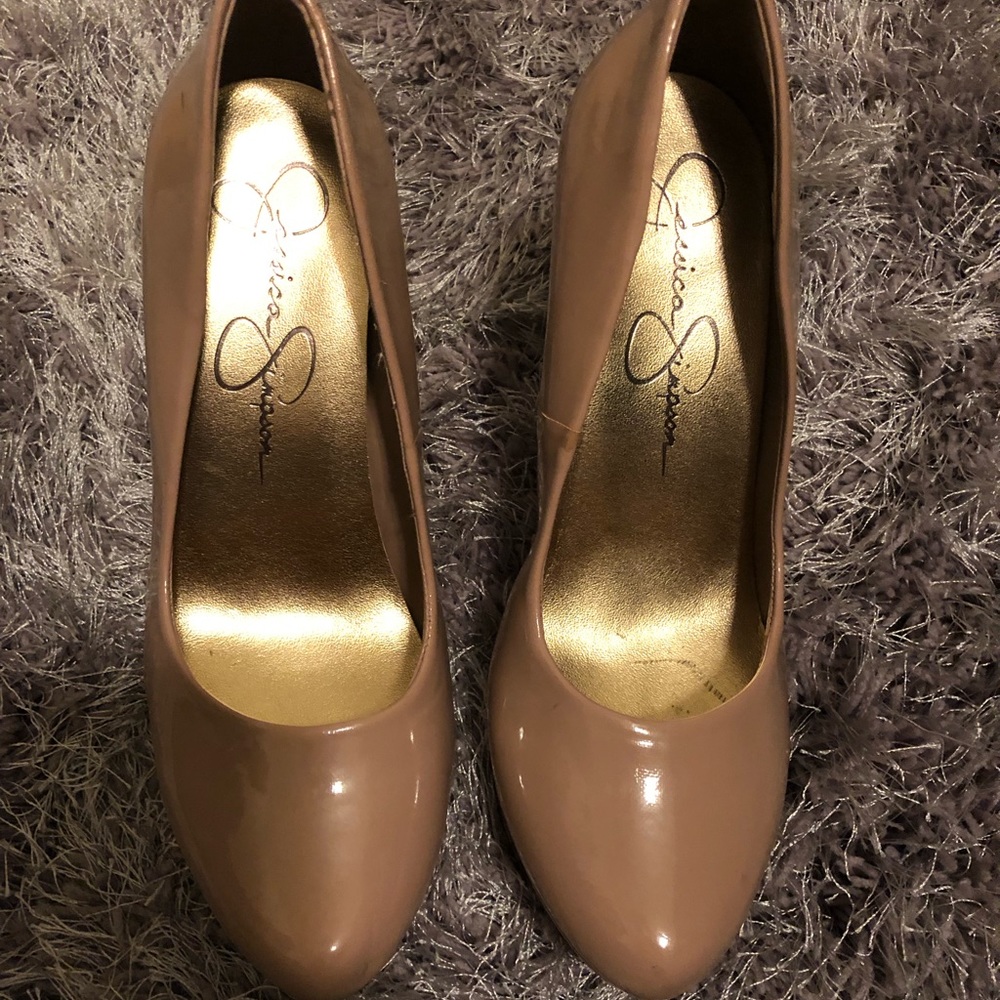 Jessica simpson platform pumps